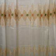 kr-432-kourtina-me-dantela4