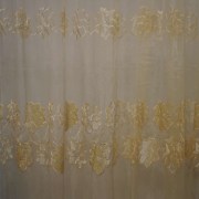 kr-436-kourtina-me-kentima