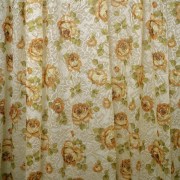 kr-793-kourtina-me-louloudia4